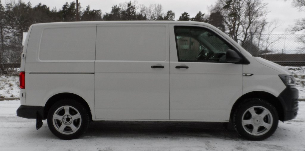 Volkswagen Transporter 2.0 TDI 2017, bild 6/17
