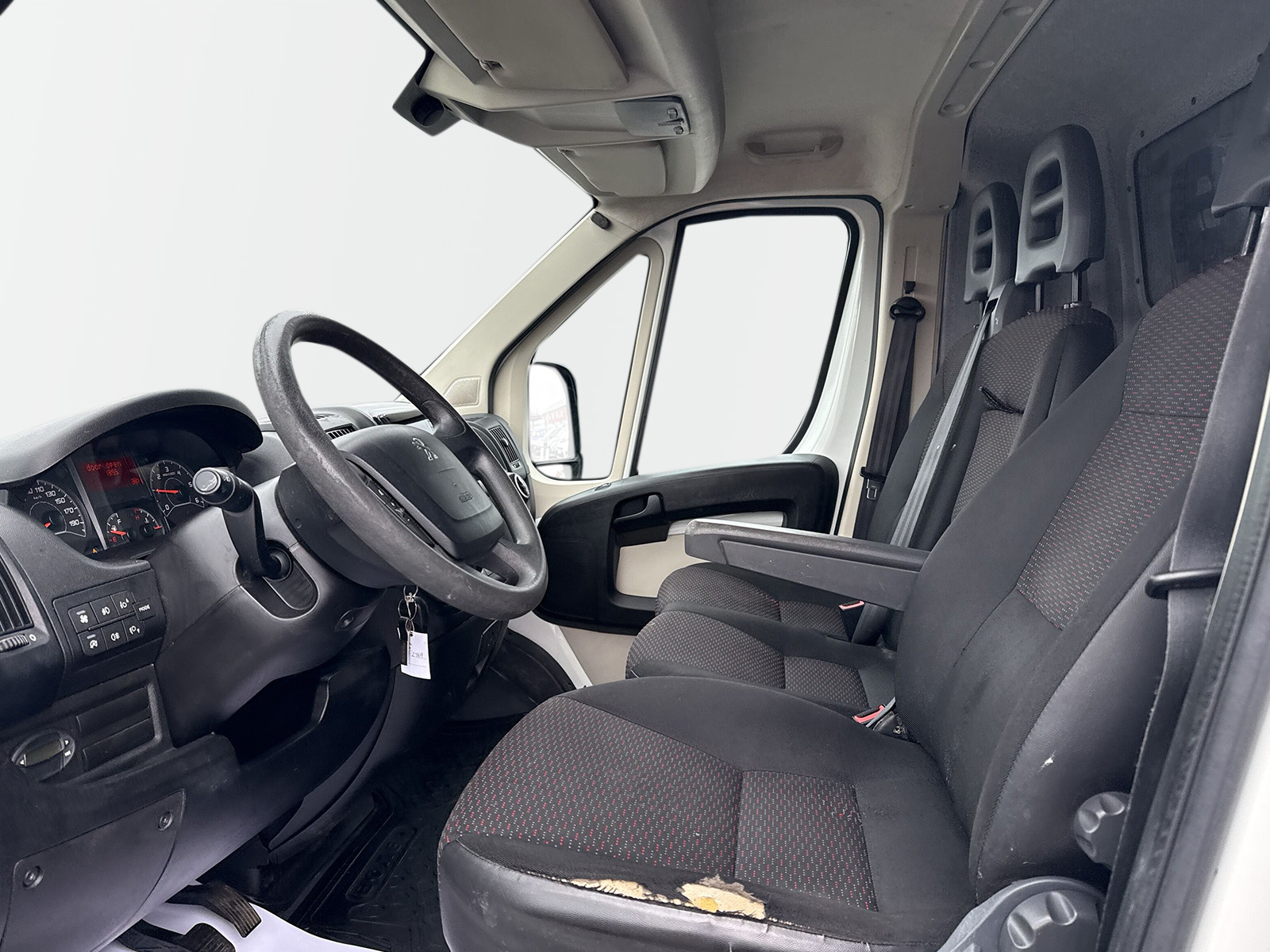 Peugeot Boxer 2.0 BlueHDi Manuell, 131hk 2017, bild 6/10