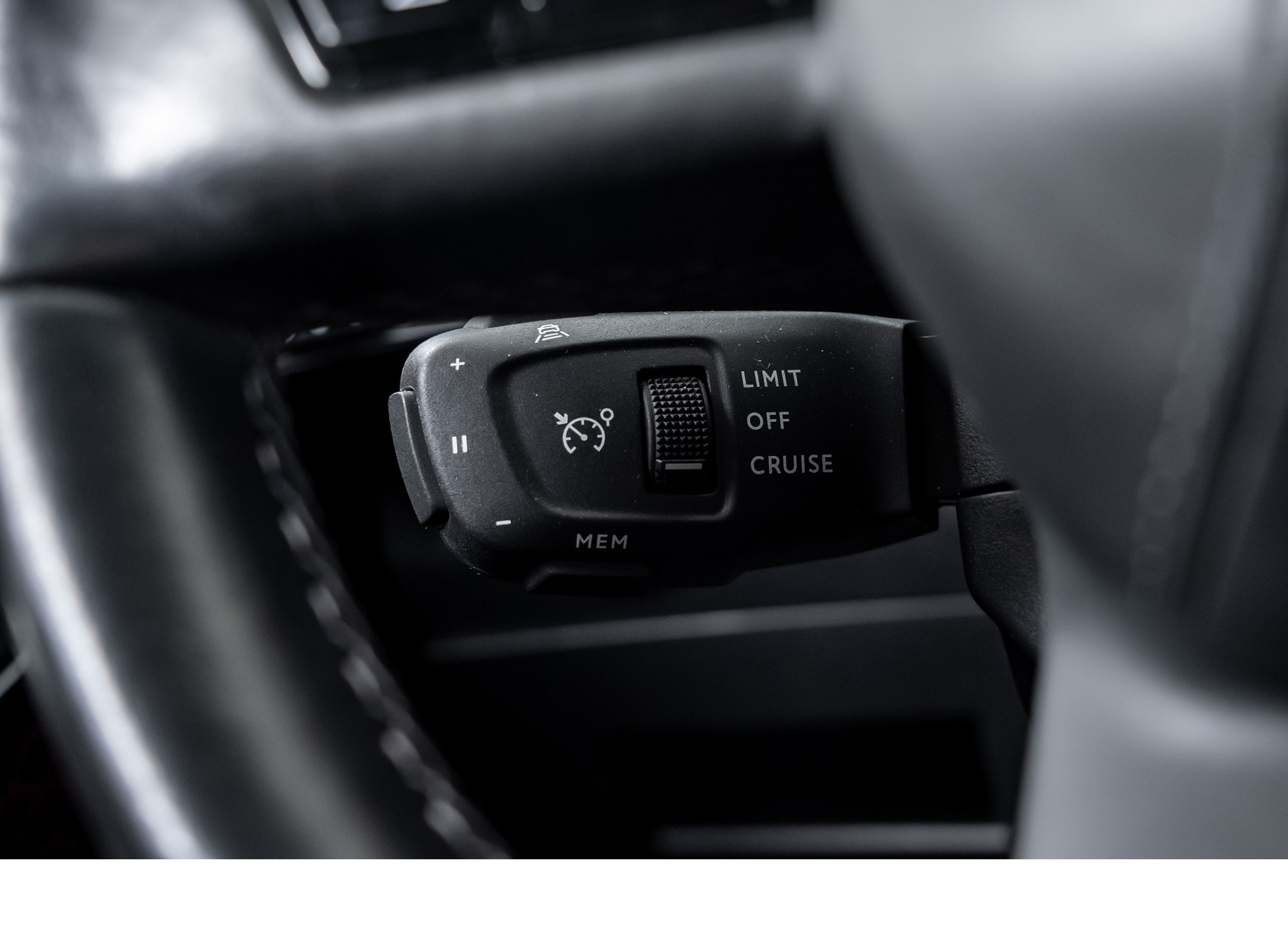 DS 7 Crossback E-Tense 4x4 EAT, 8-trins, 300ps, 2020