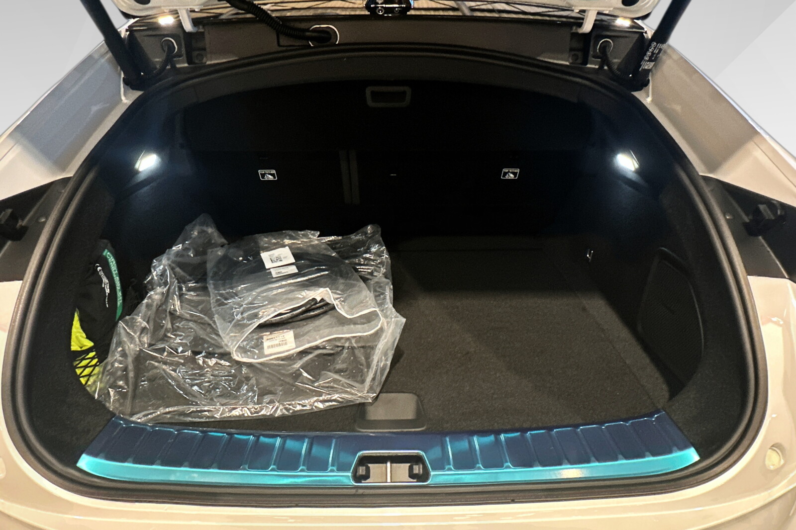 Polestar 4 Long Range Dual motor bilde 27