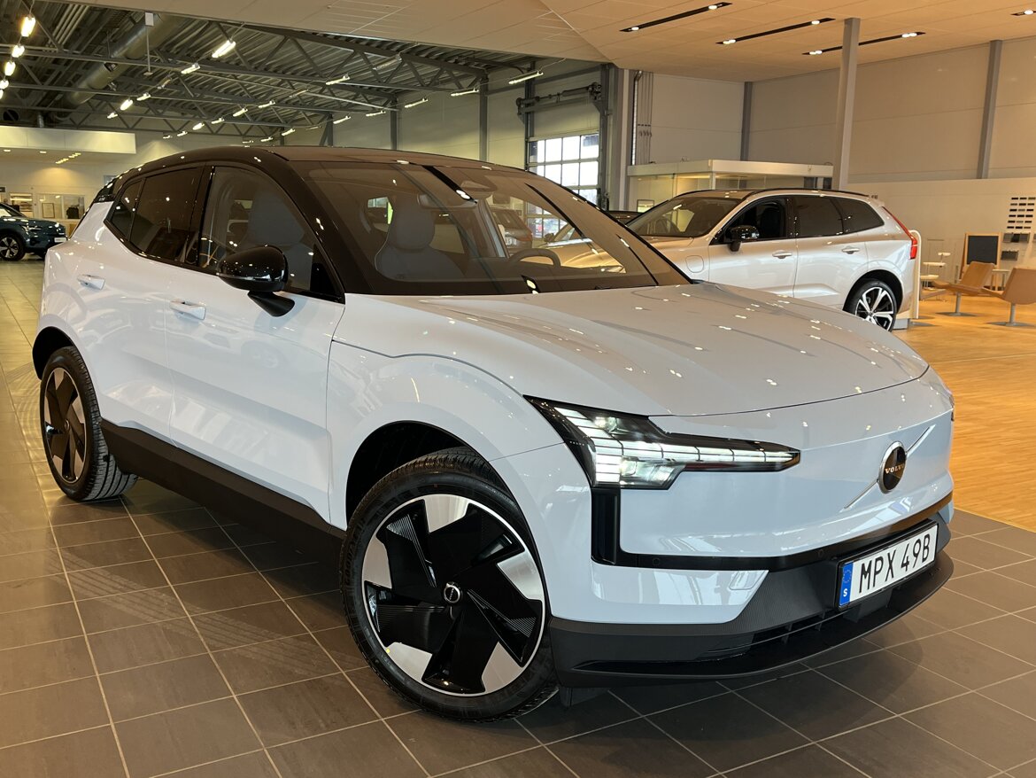 Volvo EX30 Single Motor Extended Range Plus - Bilkompaniet