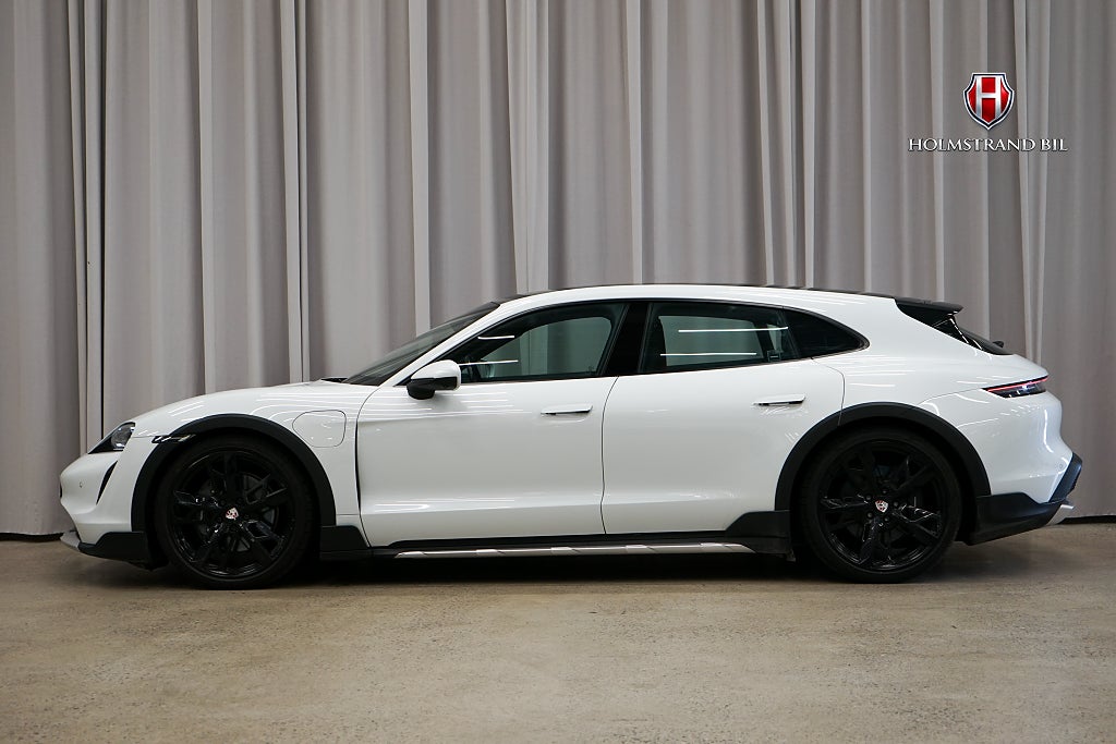 Porsche Taycan 381 hp