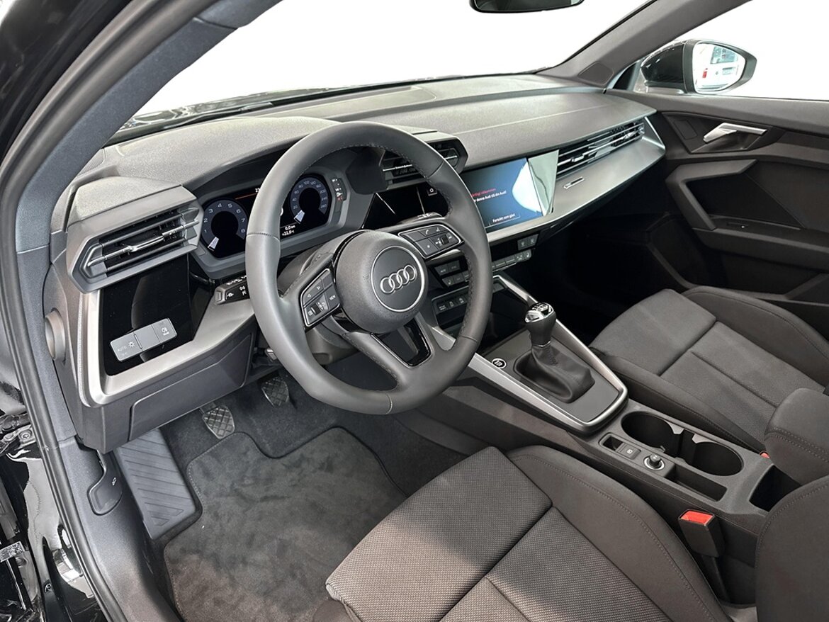Audi A3 Sportback 35 TFSIPROLINE 150 HK 6-VÄXLAD
