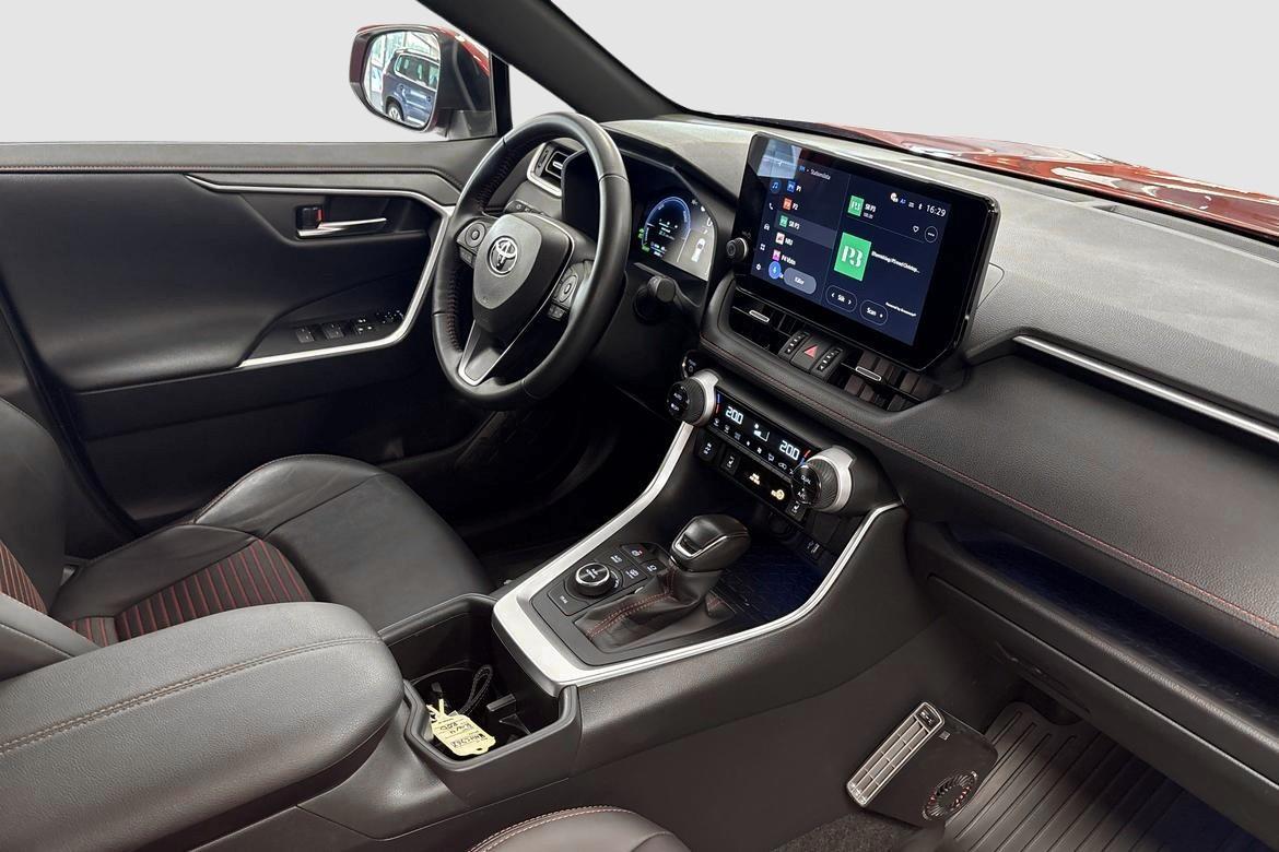 Toyota RAV4 Plug-in Hybrid 2025, kuva 7/10