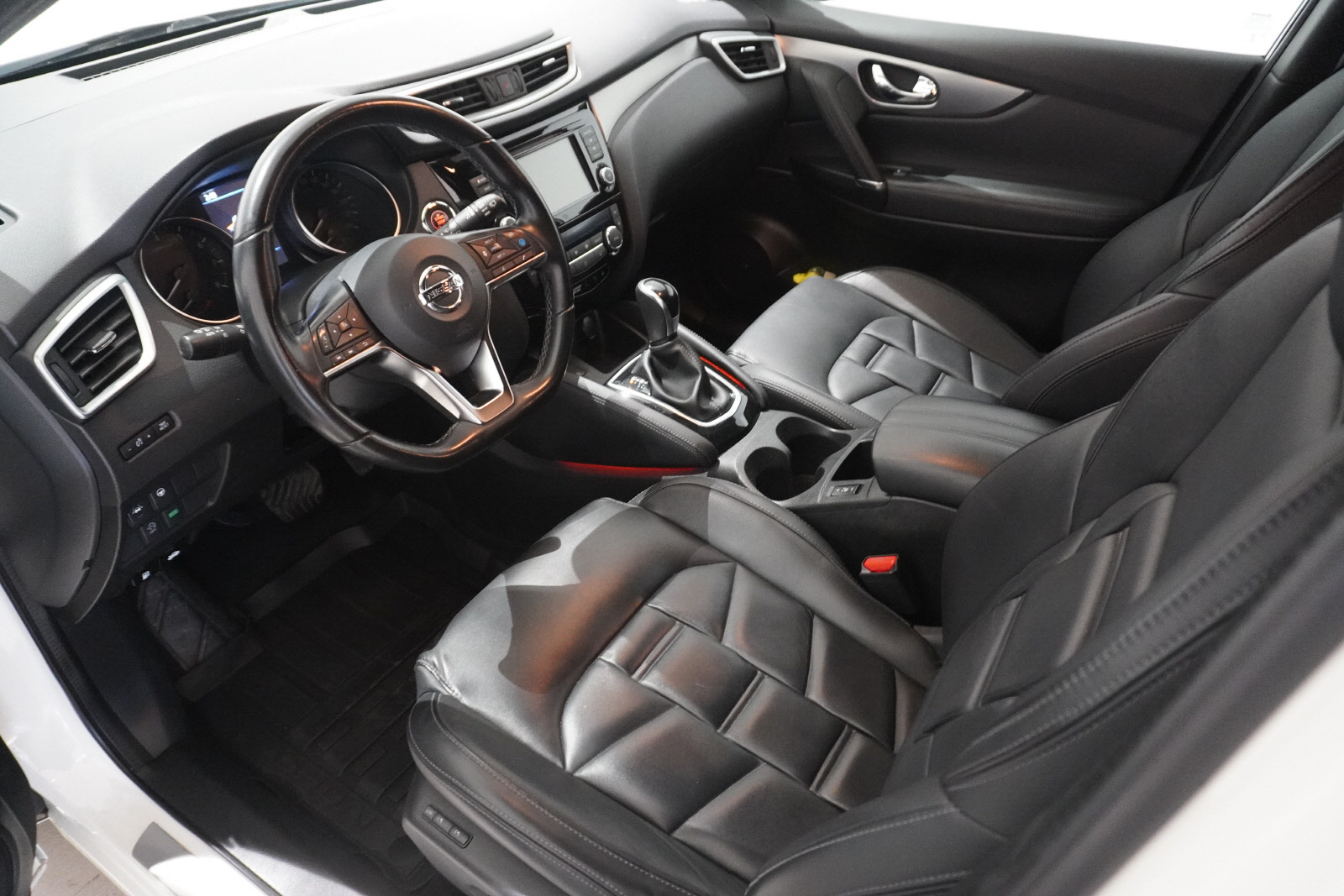 Nissan Qashqai 1.3 DIG-T DCT, 160hp, 2020