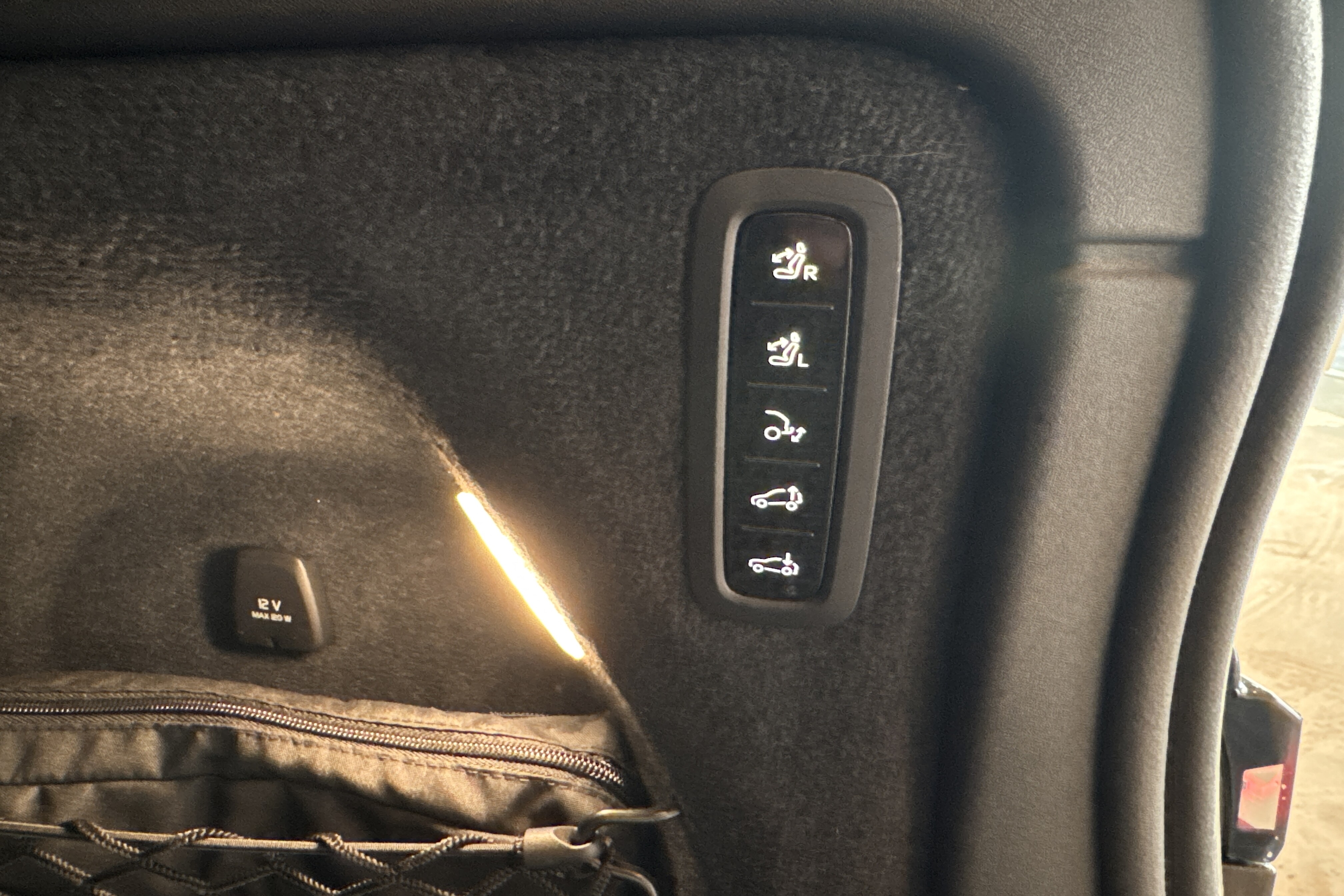 Volvo EX90 Twin Motor Performance 7-seater bilde 26