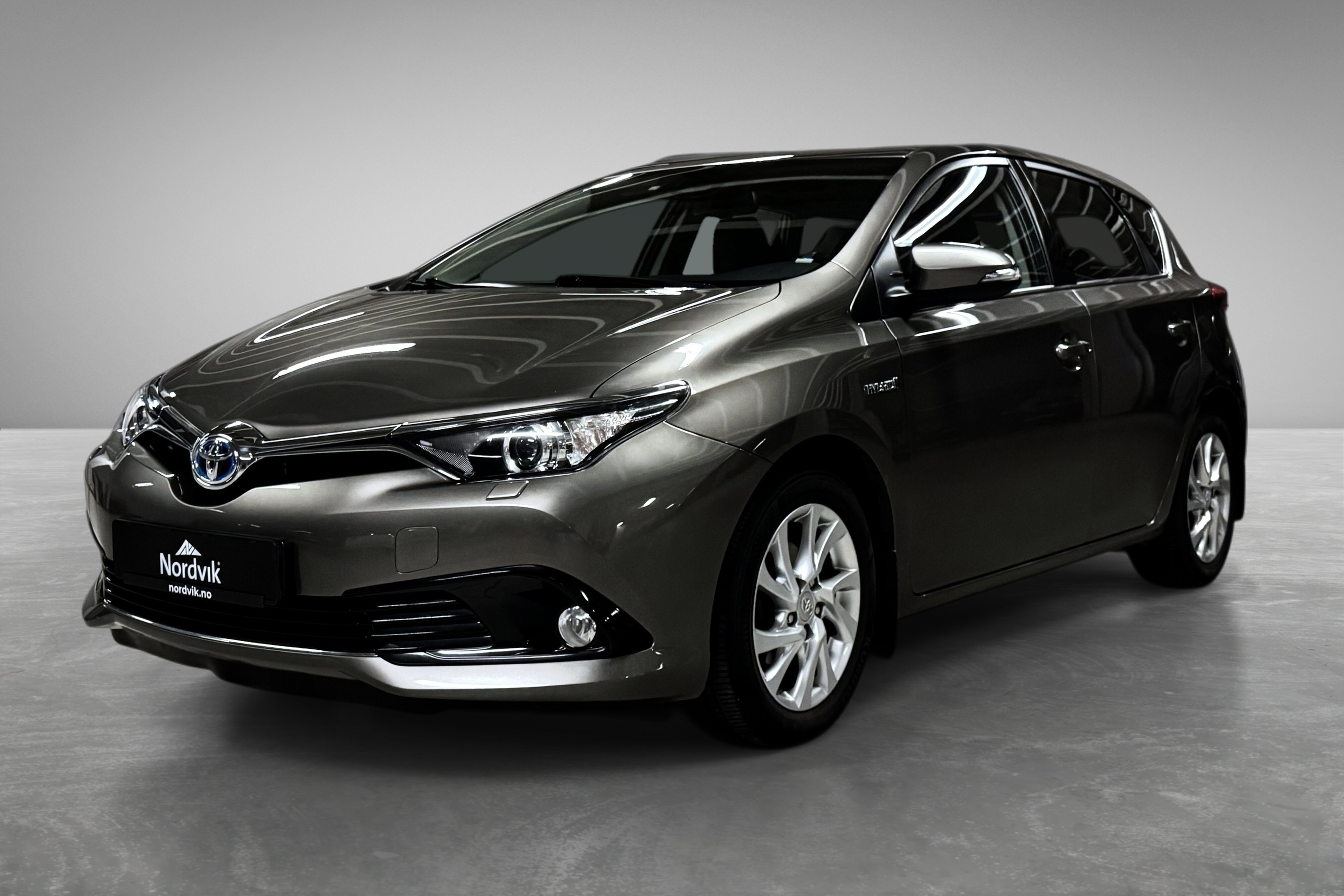 Toyota Auris Hybrid