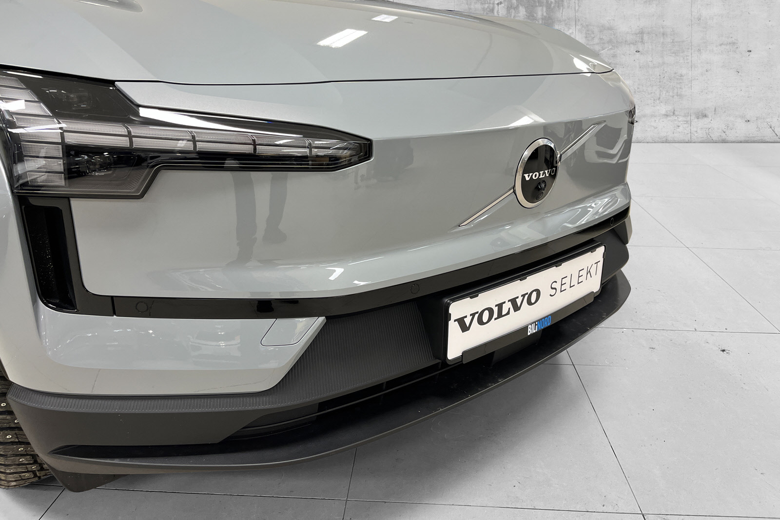Volvo EX30 Single Motor Extended Range bilde 2