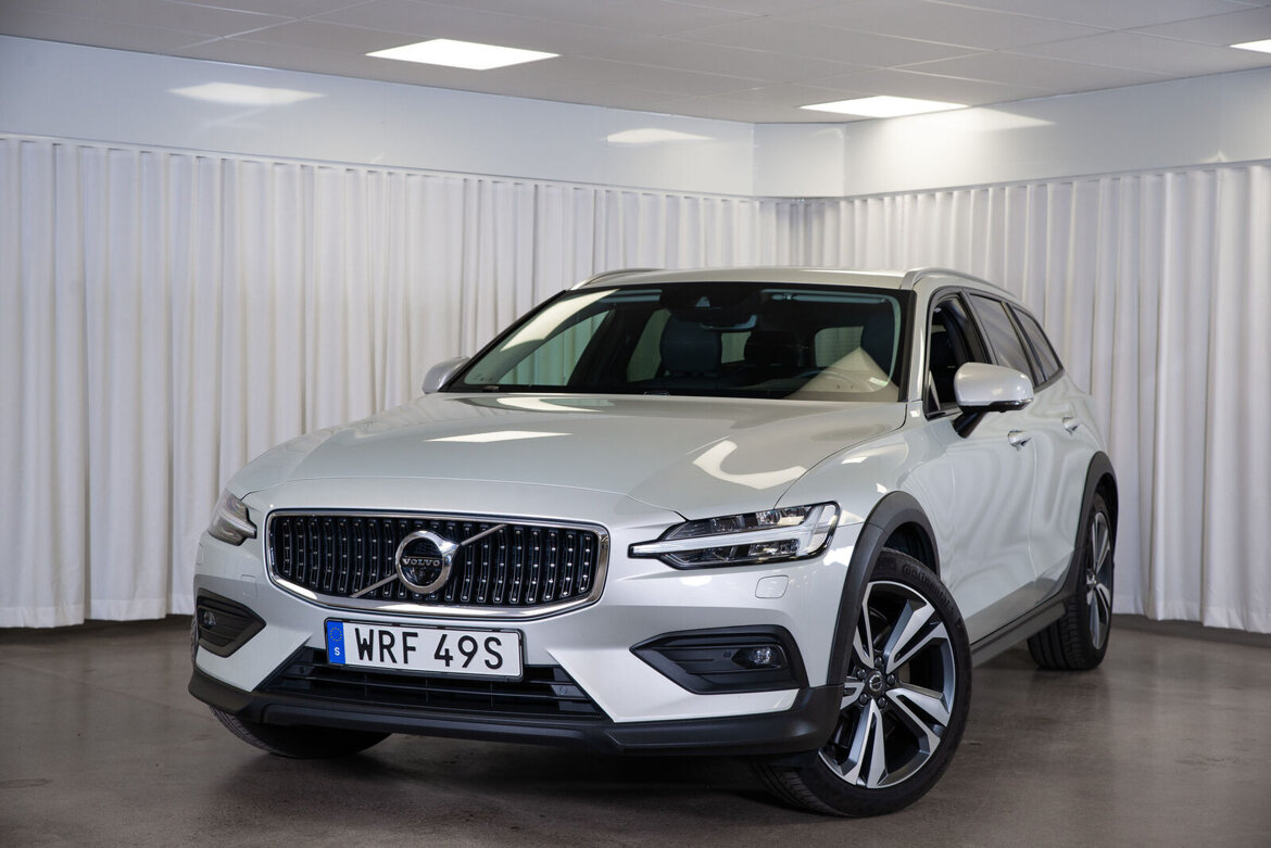 WRF49S – Volvo V60 Cross Country