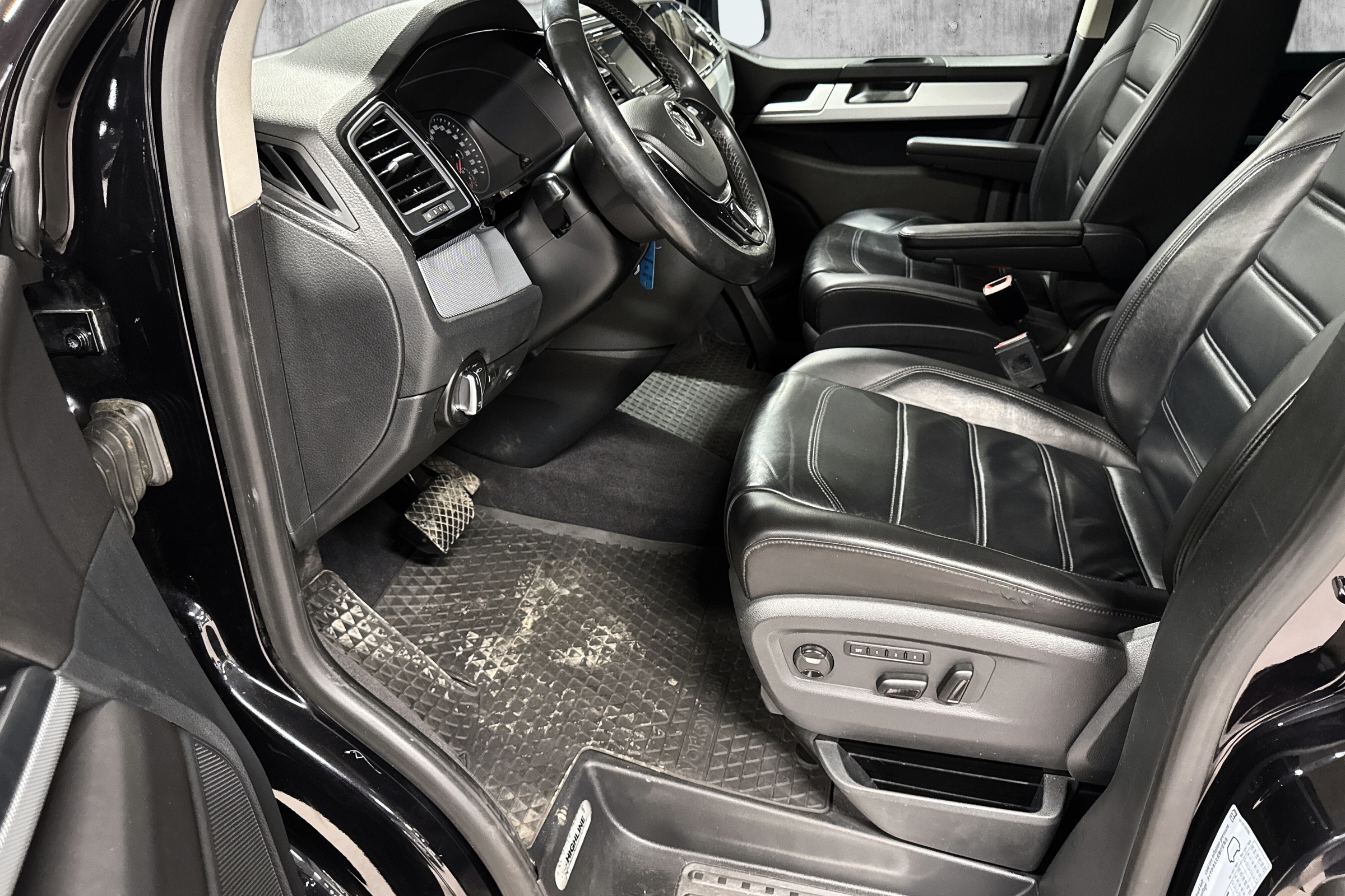 Volkswagen Multivan 2.0 TDI 4Motion DSG Sequential, 7-trins, 204ps, 2017