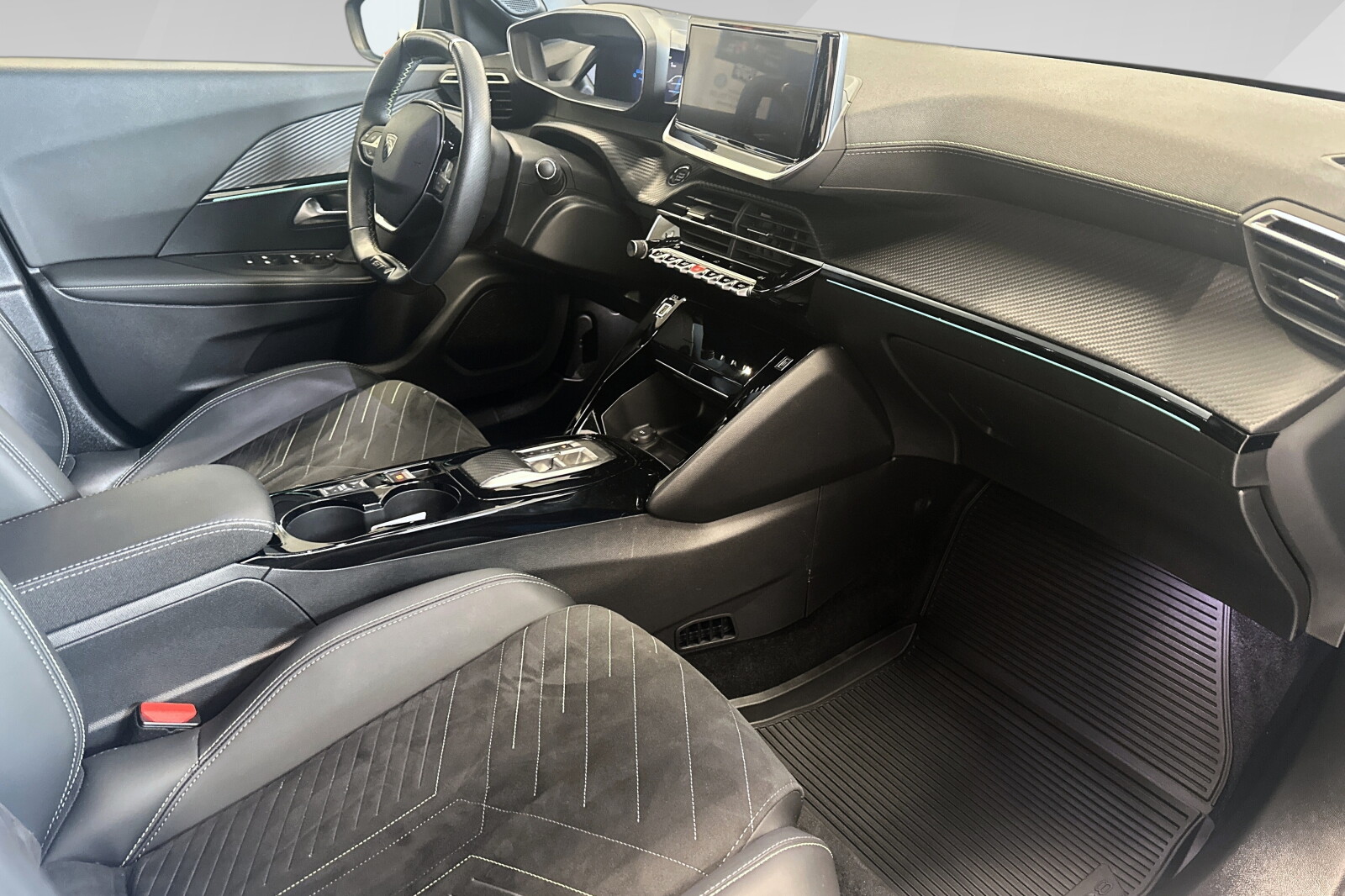 Peugeot e-2008 bilde 18