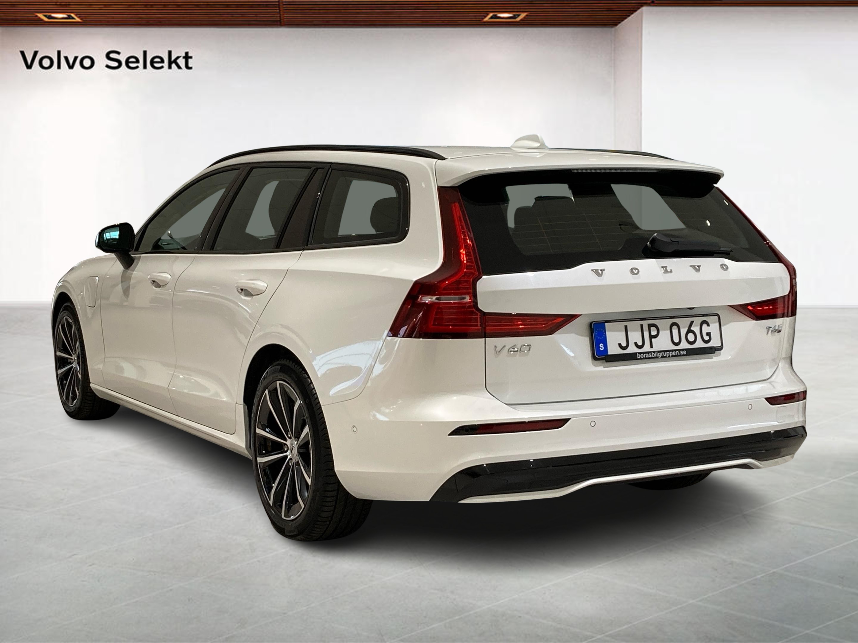 Volvo V60 T6 Plus Dark Nordic Edition 2026, kuva 2/15