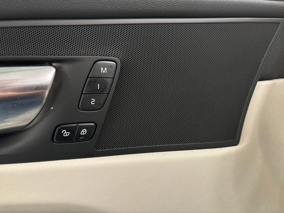 Volvo XC60 Recharge T6 AWD Geartronic, 350hk, 2025