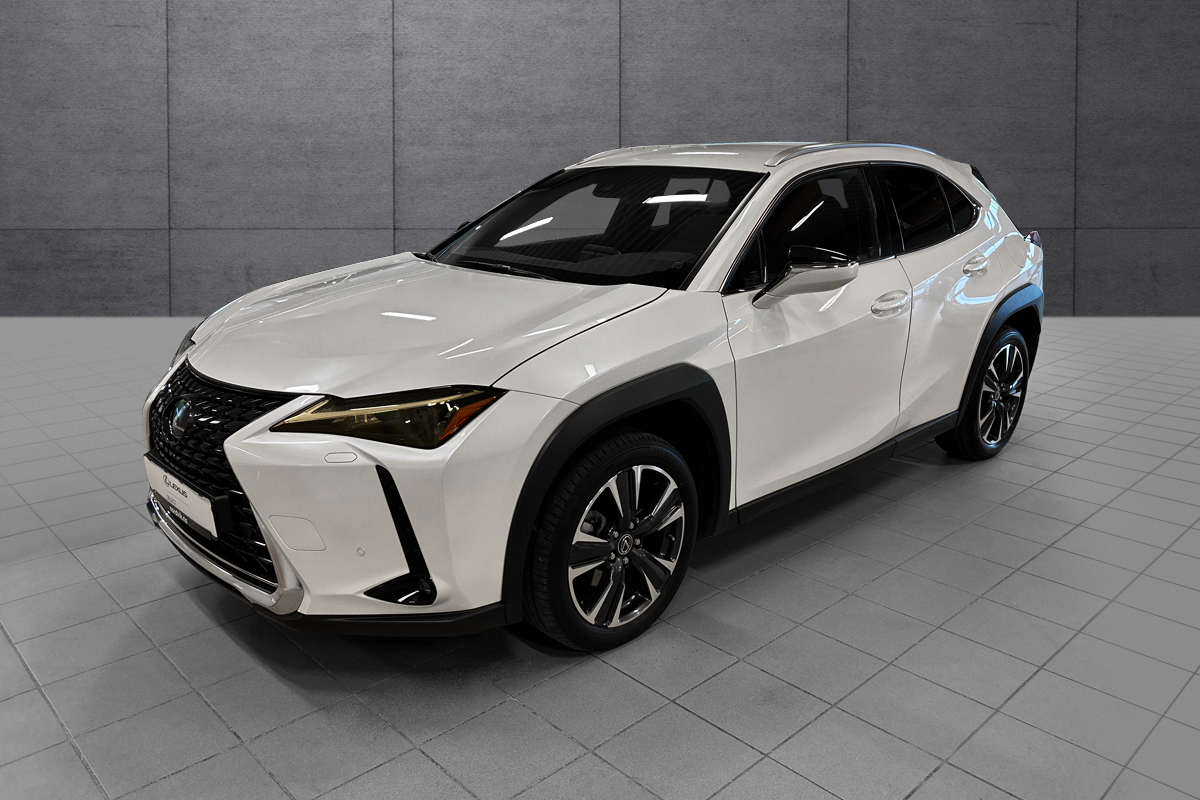 Lexus UX 250h E-Four