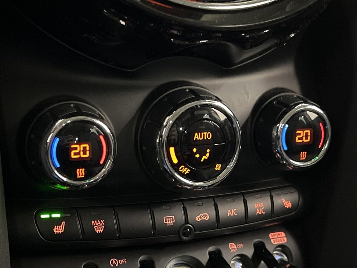 CDD714 MINI Cooper S Chili JCWratt Keyless PDC 192hk Wayke