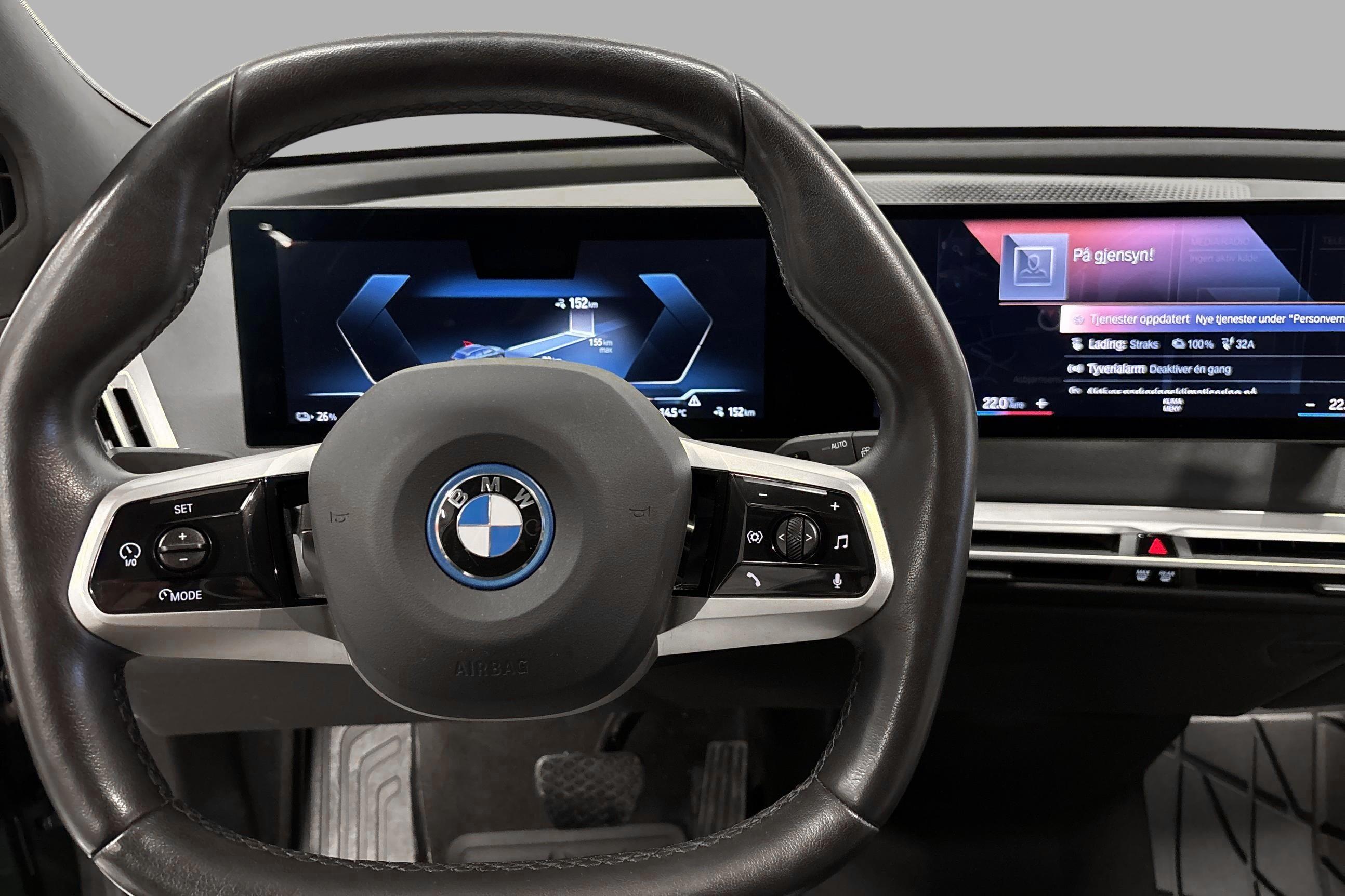 BMW iX xDrive50, 524hk, 2023