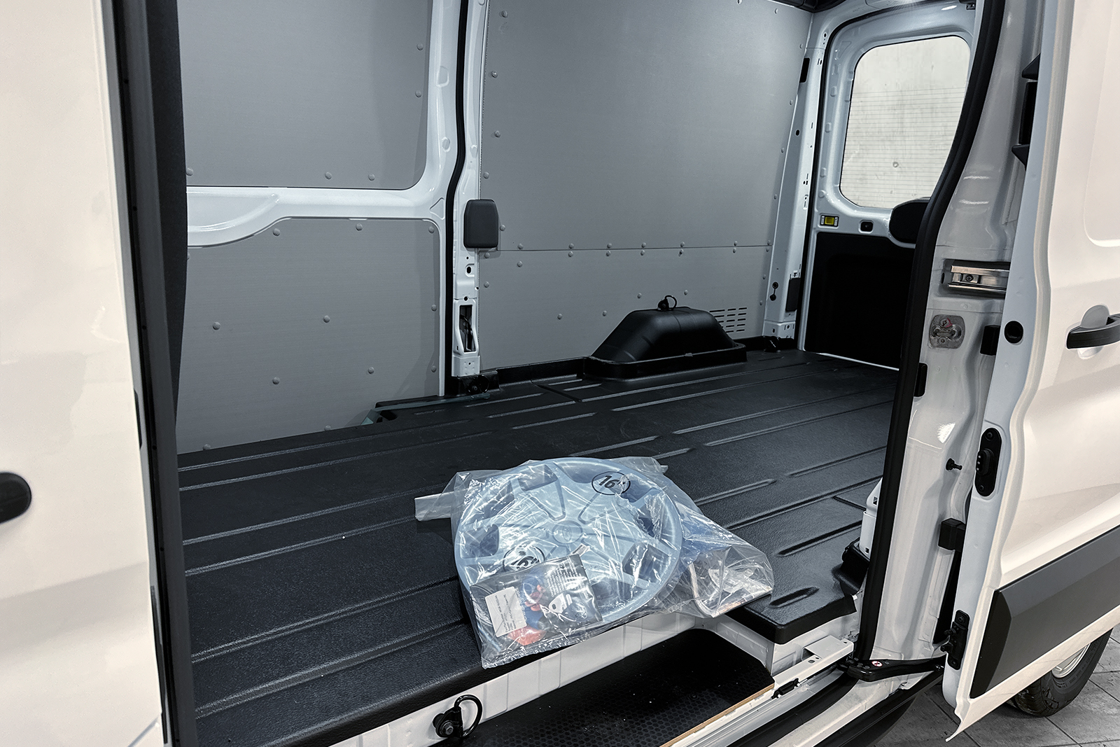Ford E-Transit 390 bilde 8