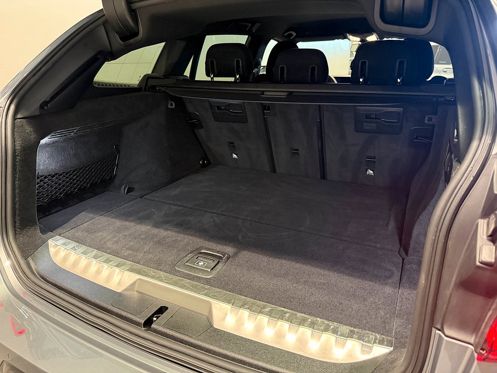 BMW 330e Touring Steptronic, 292hp, 2025