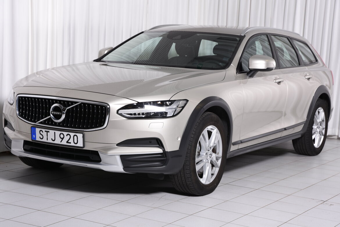 STJ920 – Volvo V90 Cross Country