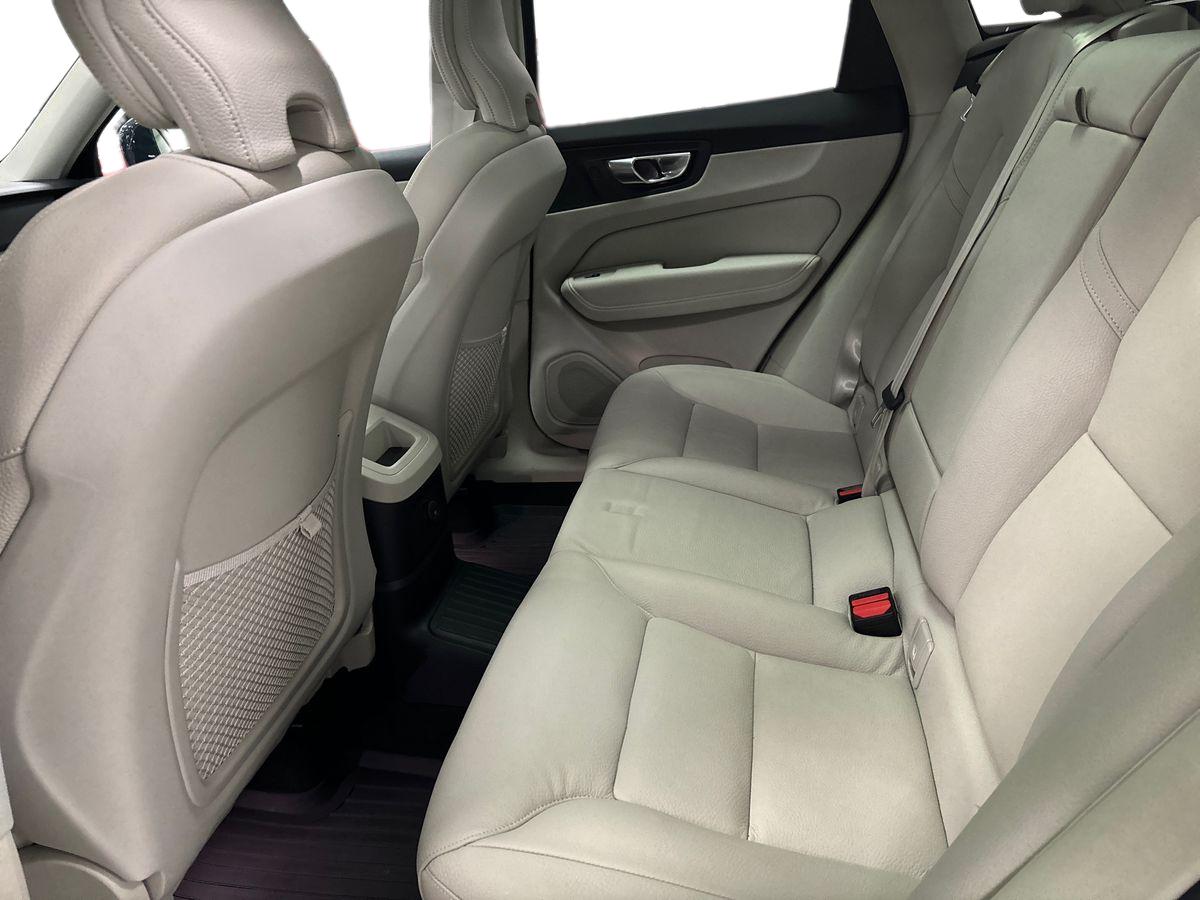 Volvo XC60 Recharge T6 AWD Geartronic, 350hk, 2025