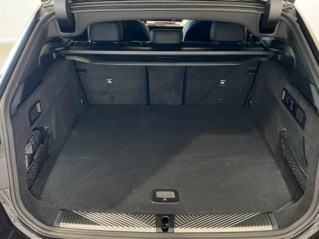 BMW 530e xDrive Touring Steptronic, 8-trinn, 299ps, 2026