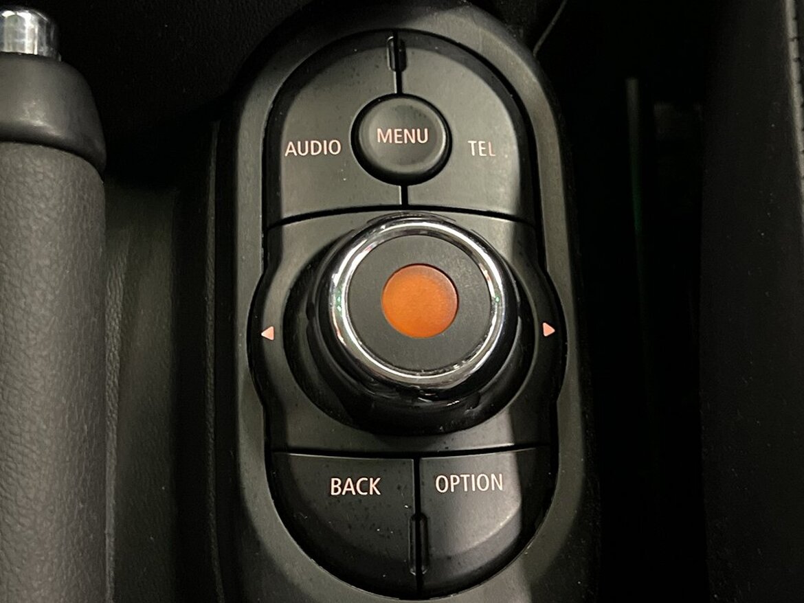 CDD714 MINI Cooper S Chili JCWratt Keyless PDC 192hk Wayke