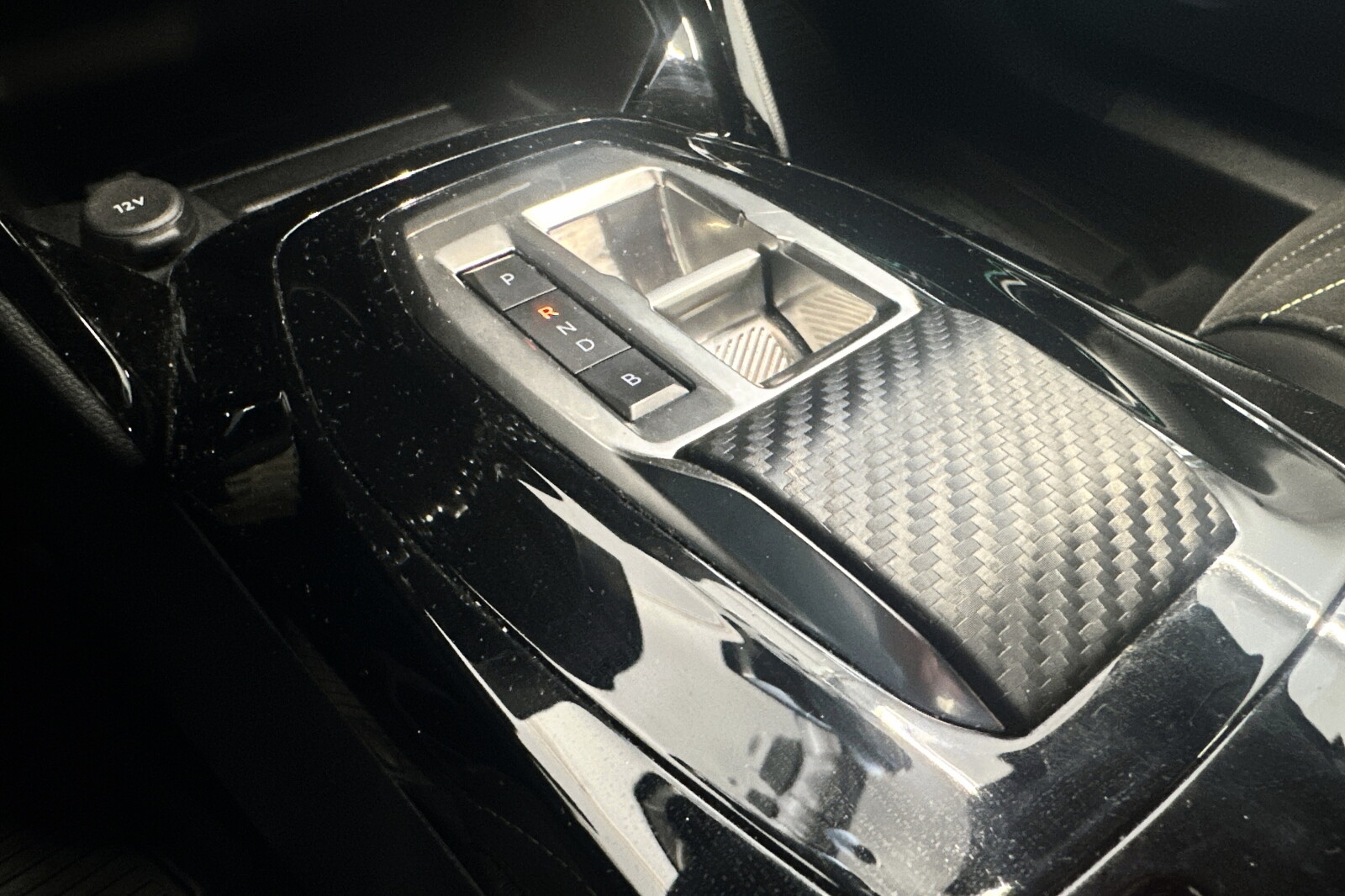 Peugeot e-2008 bilde 16