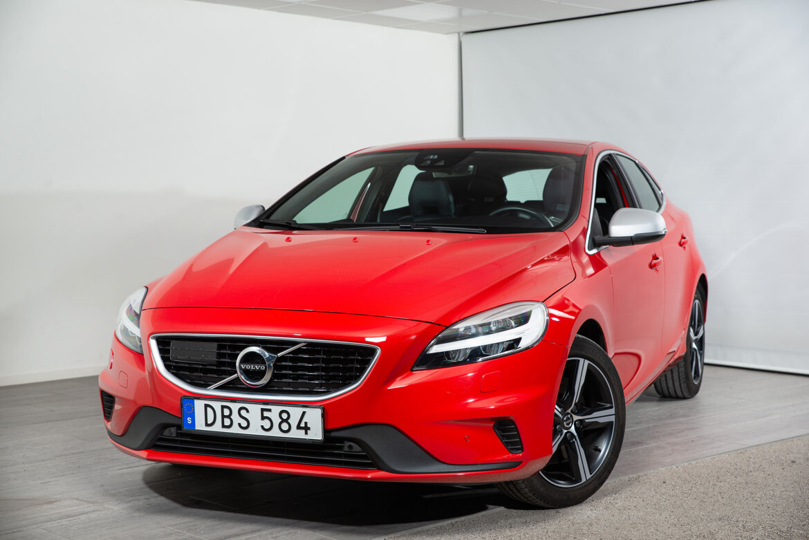 DBS584 – Volvo V40