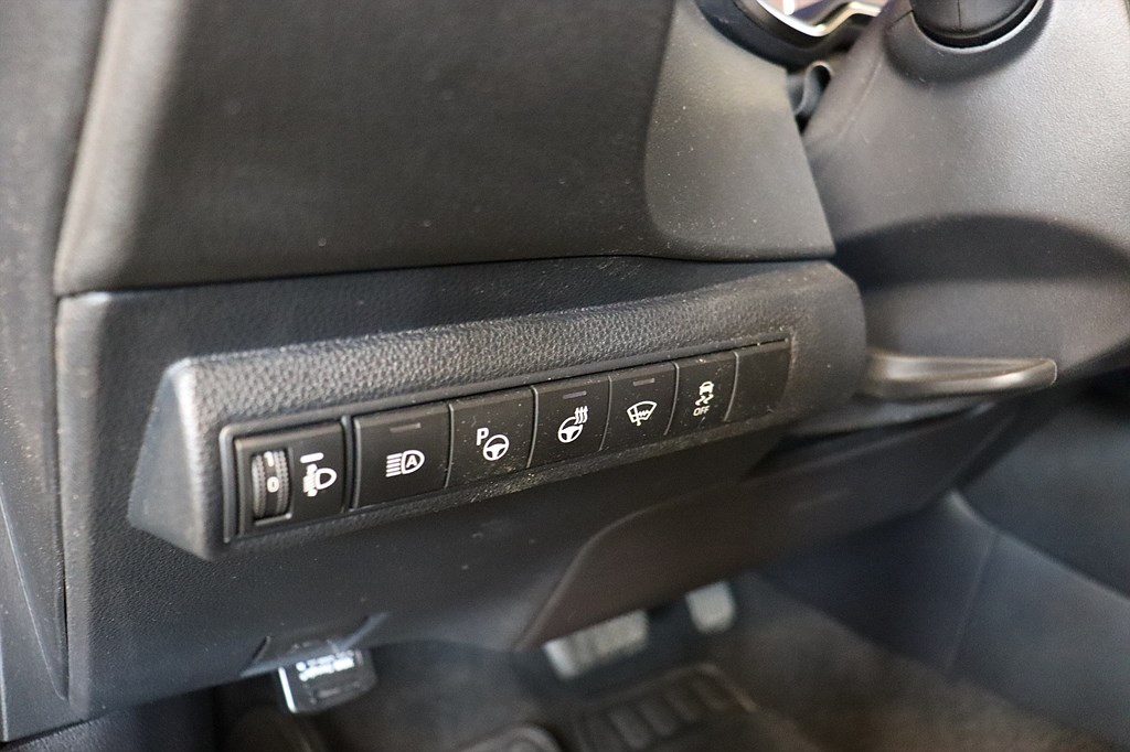 Suzuki Swace Hybrid e-CVT, 122hp, 2022