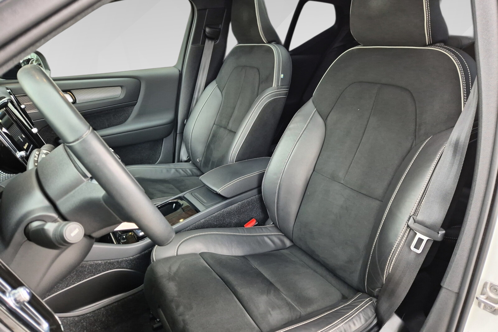 Volvo XC40 P8 AWD Recharge bilde 9