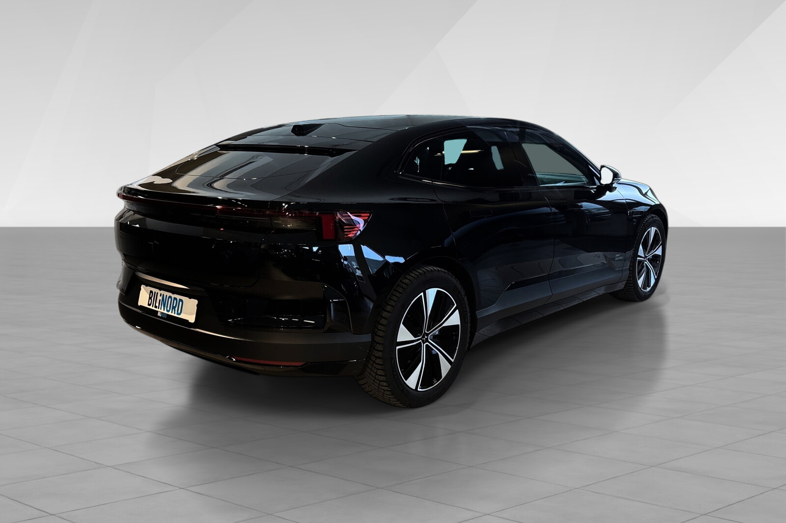 Polestar 4 Long Range Dual motor bilde 6