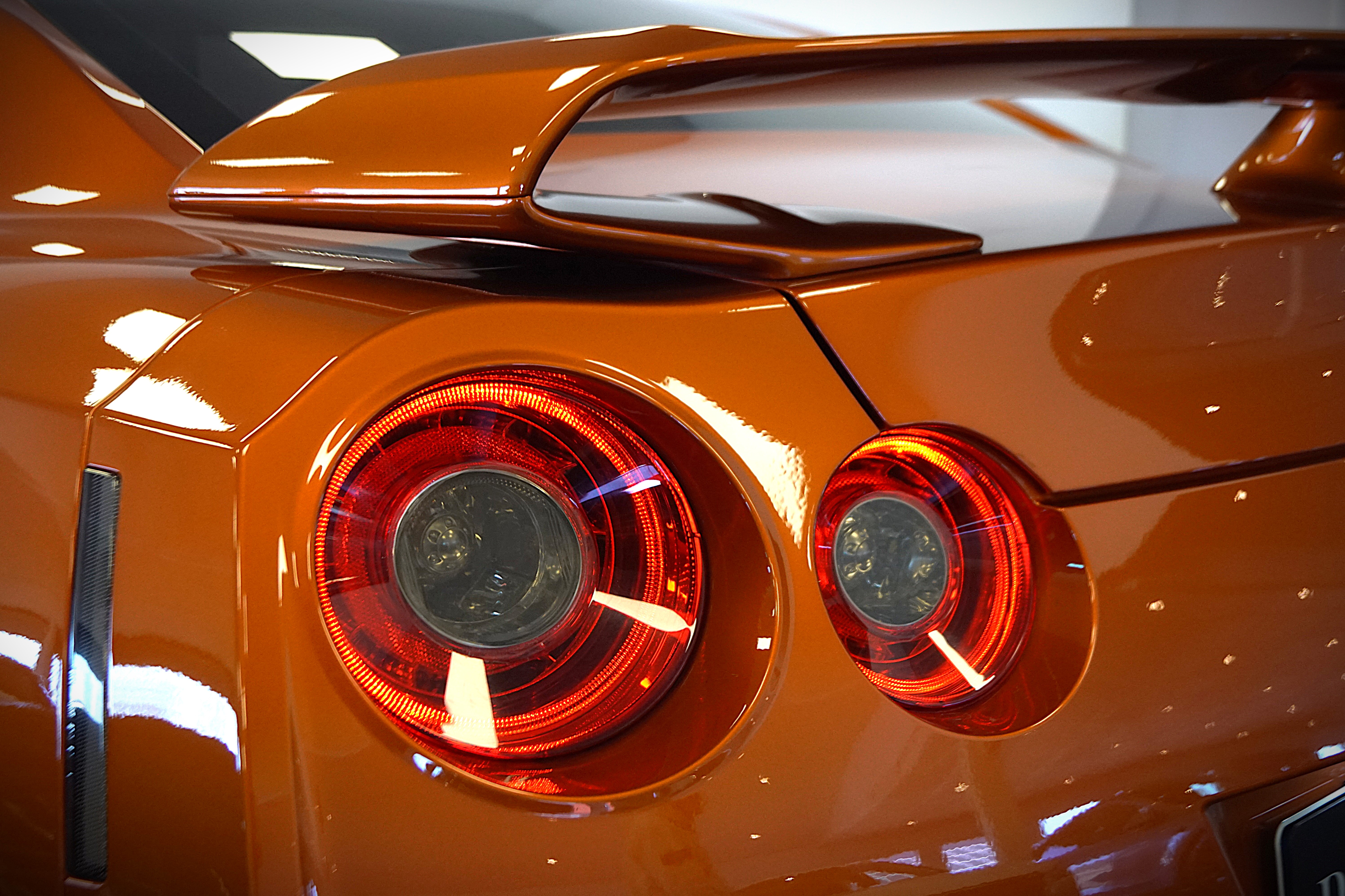 Nissan GT-R 3.8 V6 4x4 DCT, 570hp, 2018