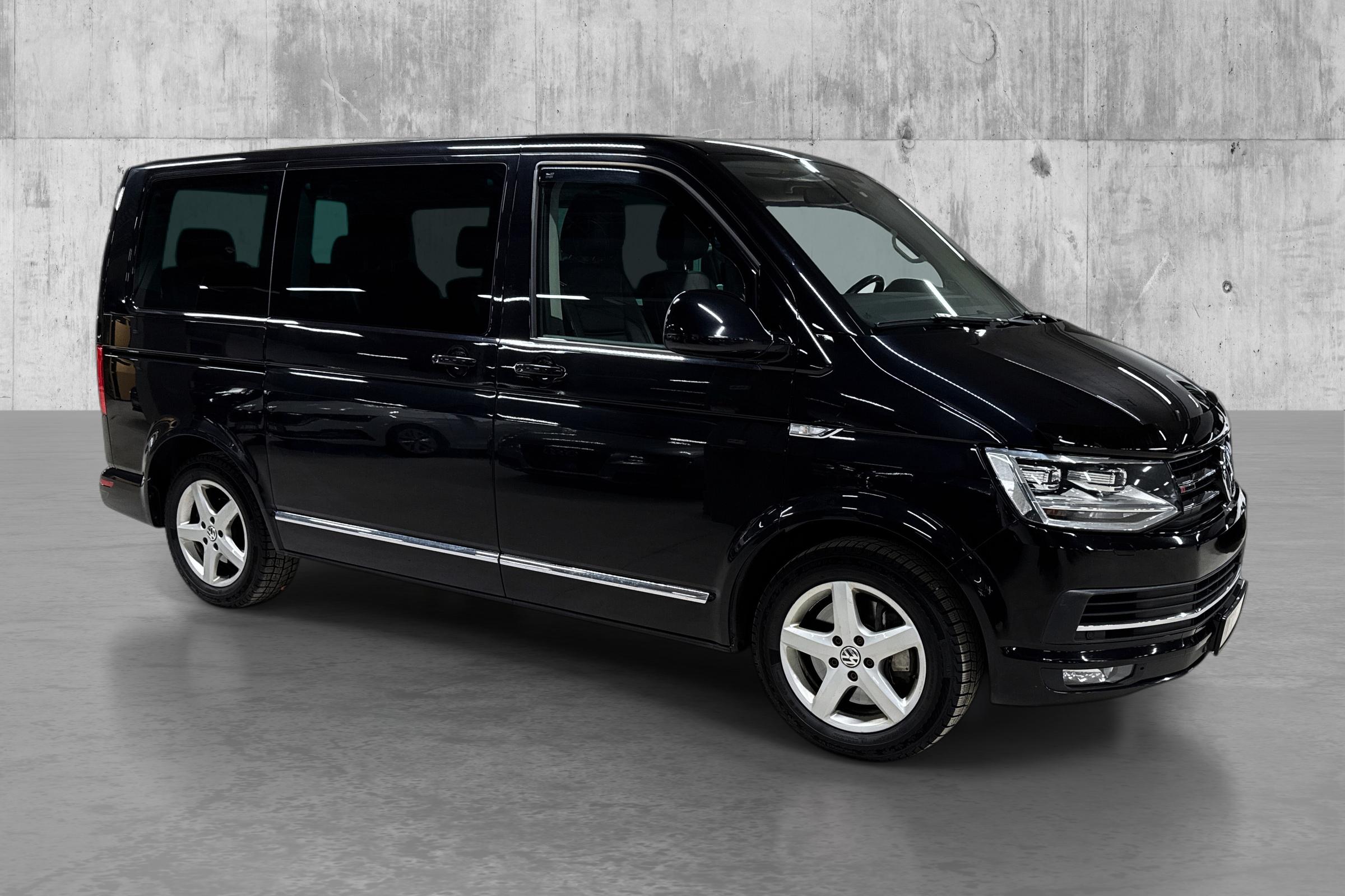 Volkswagen Multivan 2.0 TDI 4Motion DSG Sequential, 7-trins, 204ps, 2017