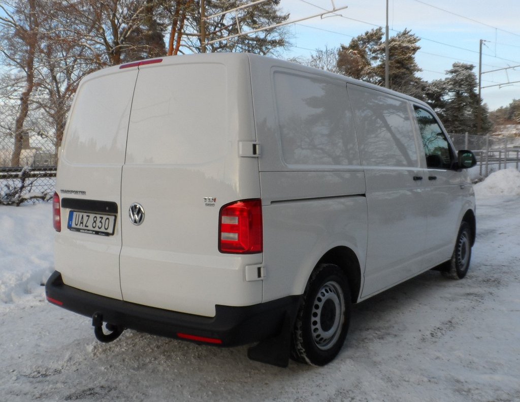 Volkswagen Transporter 2.0 TDI 2018, bild 5/16