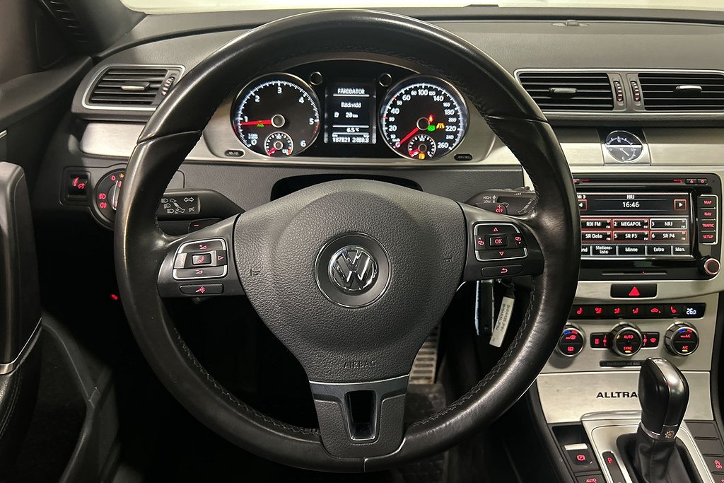 Volkswagen Passat Alltrack 2.0 TDI DPF BMT 4Motion DSG Sekventiell, 177hk, 2014