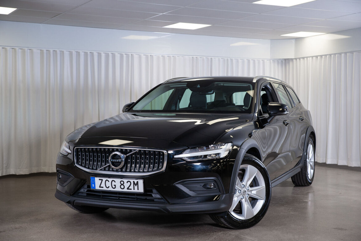 ZCG82M – Volvo V60 Cross Country