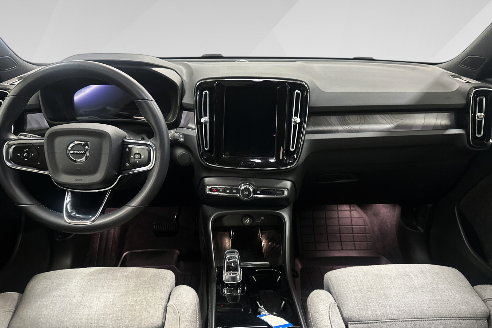 Volvo XC40 Recharge Twin motor bilde 15