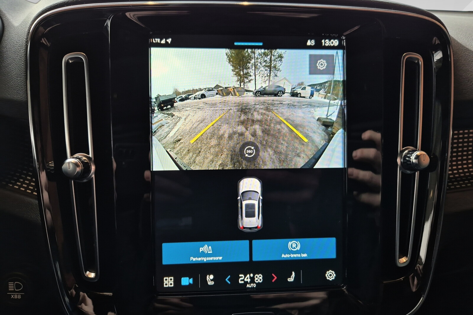 Volvo XC40 P8 AWD Recharge bilde 14