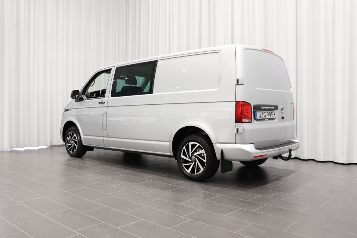 JJG99E Volkswagen Transporter Kombi TDI 150hk 4Motion DSG Wayke