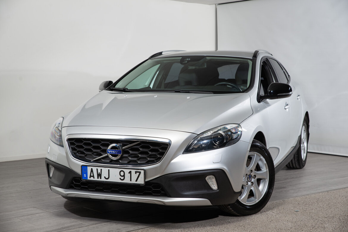 AWJ917 – Volvo V40 Cross Country