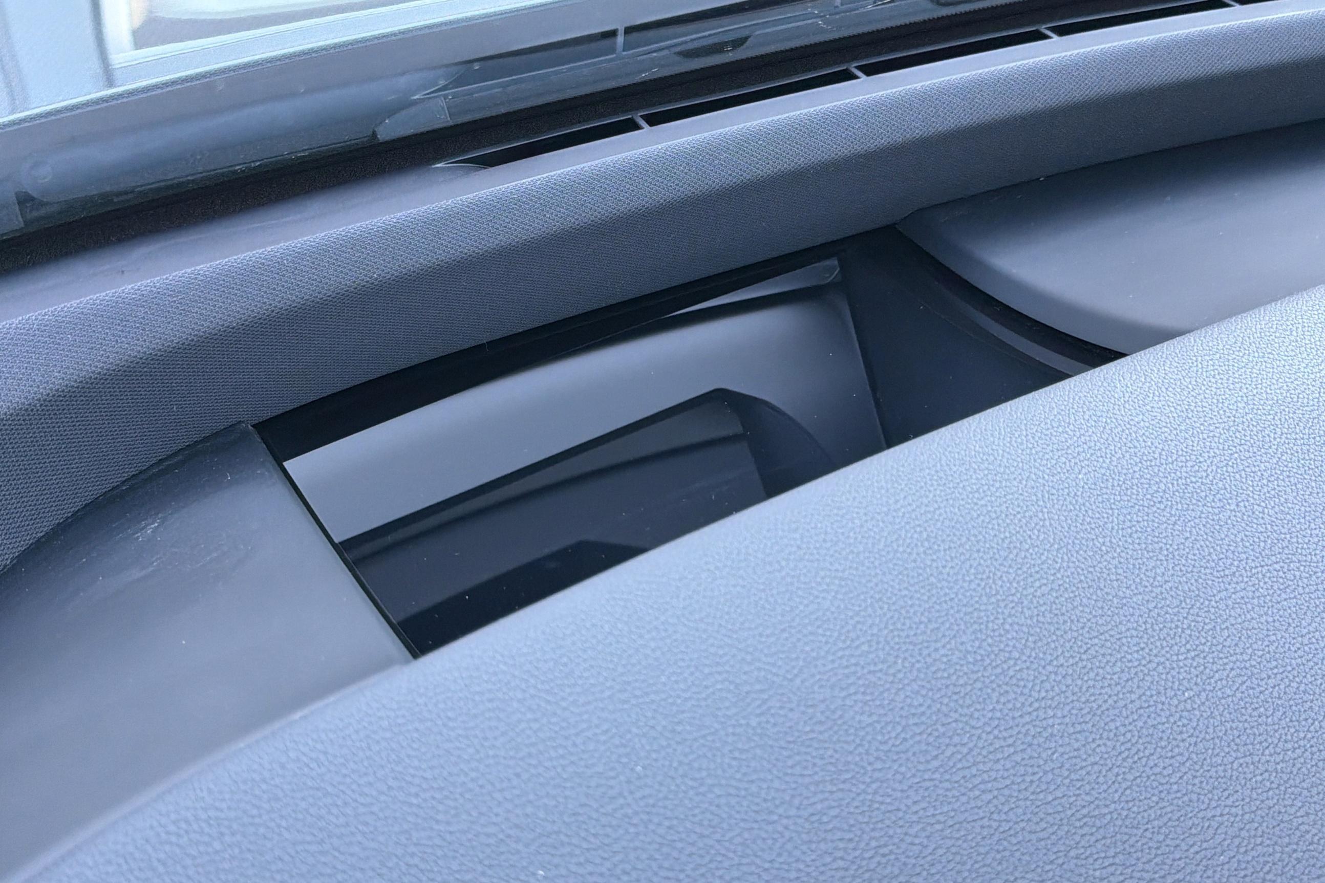 BMW iX xDrive40, 326ps, 2023