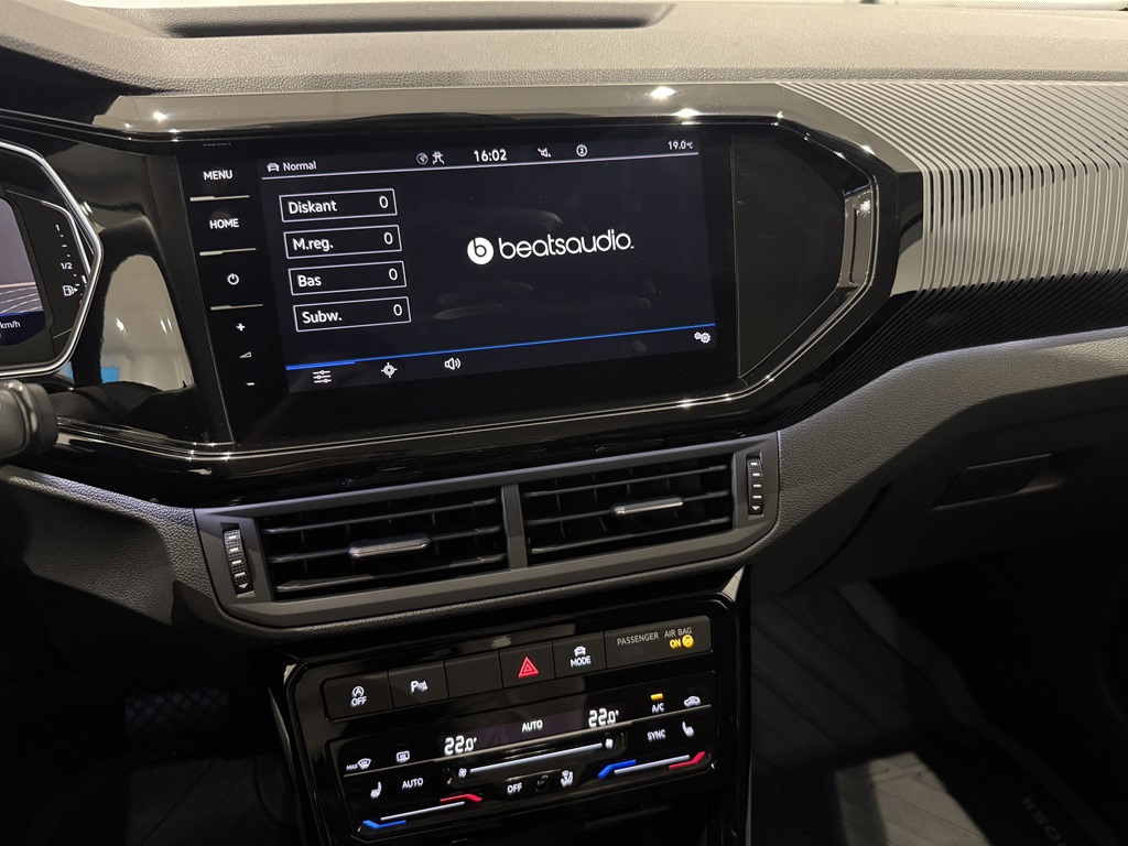 Volkswagen T-Cross 1.0 TSI OPF DSG Sekventiell, 110hk, 2023