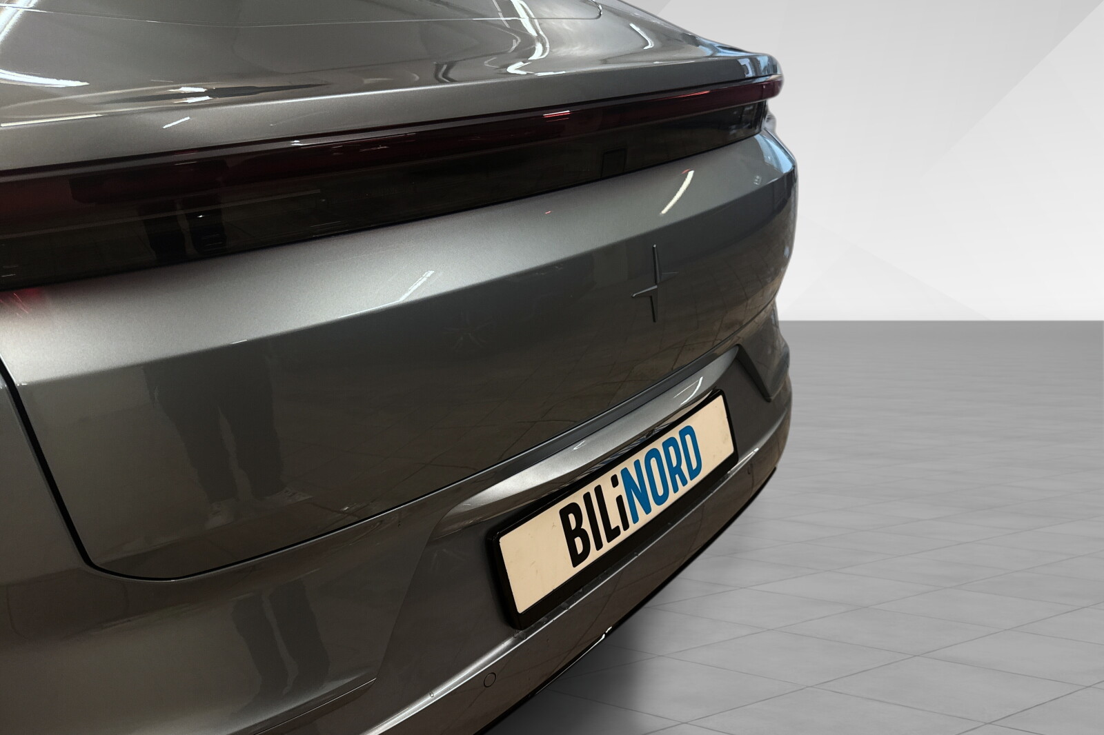 Polestar 4 Long Range Dual motor bilde 9