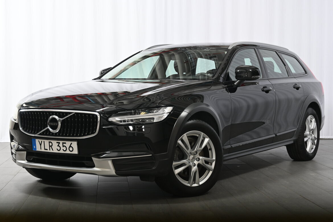 YLR356 – Volvo V90 Cross Country