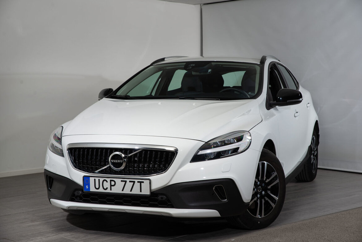 UCP77T – Volvo V40 Cross Country