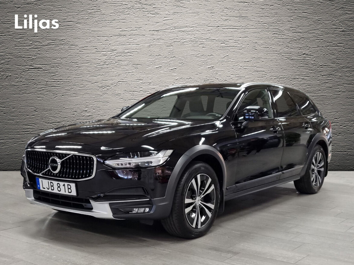 LJB81B – Volvo V90 Cross Country
