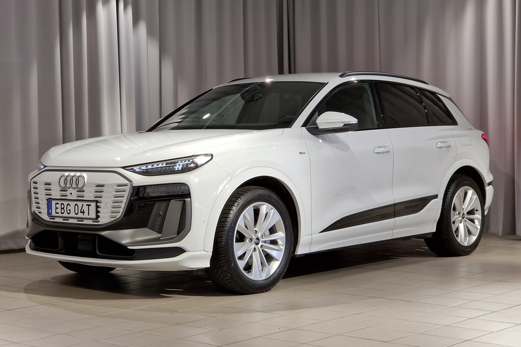 Audi Q6 e-tron 306 hp