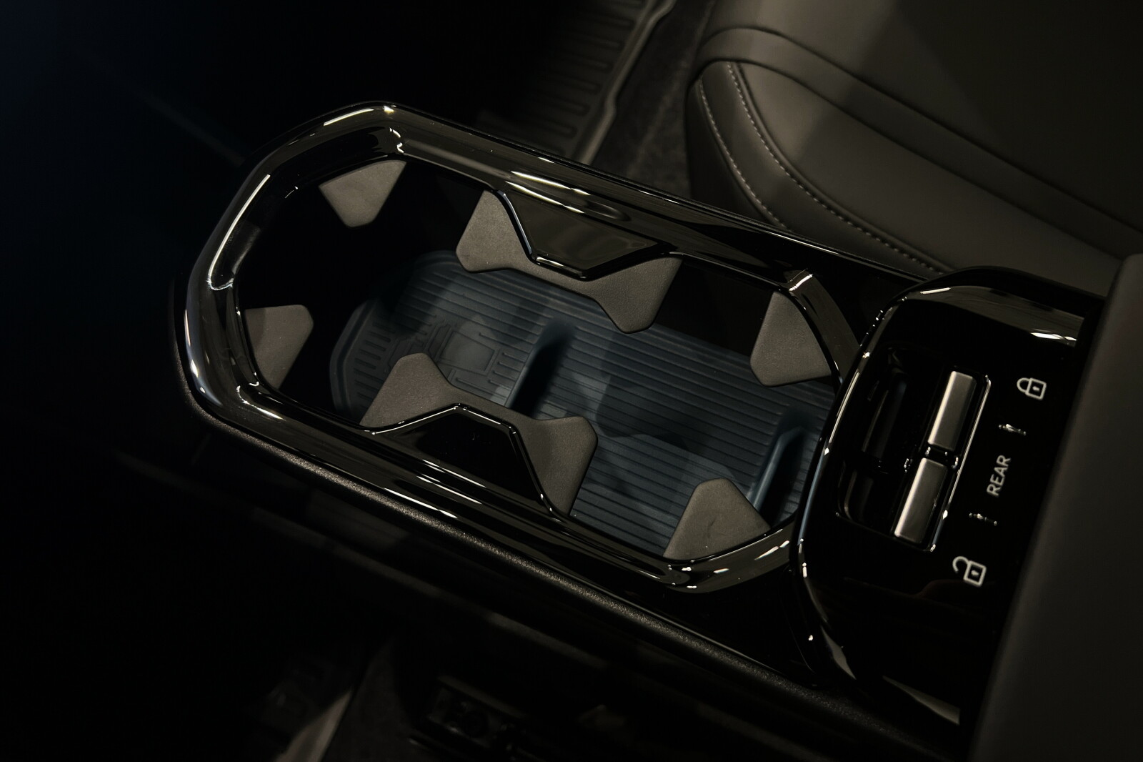 Volvo EX30 Cross Country Twin Motor Performance bilde 20
