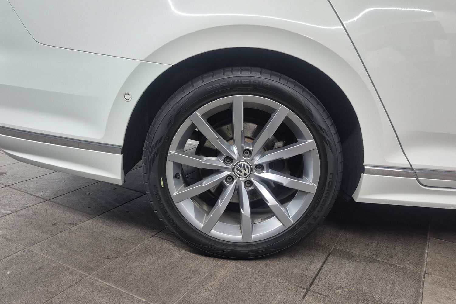 Volkswagen Passat Stasjonsvogn 2.0 TDI DPF SCR 4Motion DSG sekvensiell, 6-trinn, 190ps, 2018