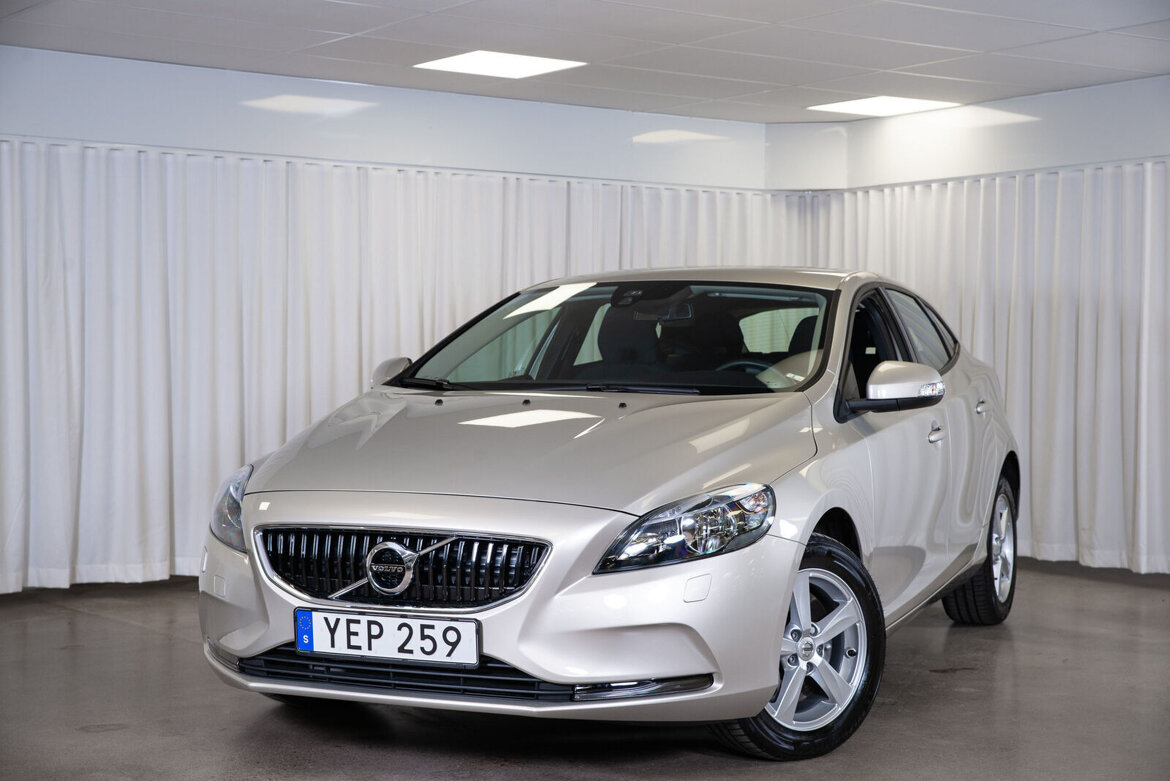 YEP259 – Volvo V40